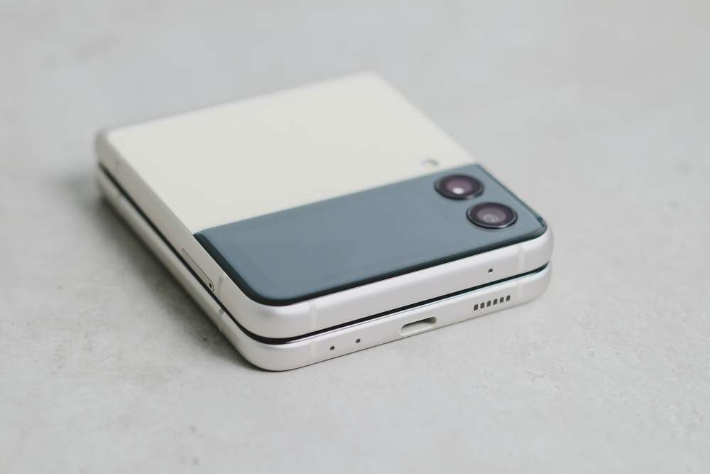 Samsung Galaxy Z Flip3 5G