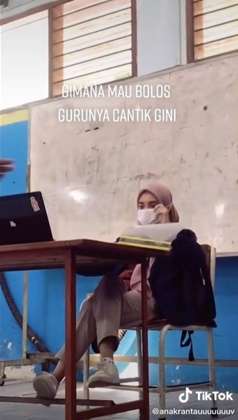 Makin Semangat dengan Guru Cantik