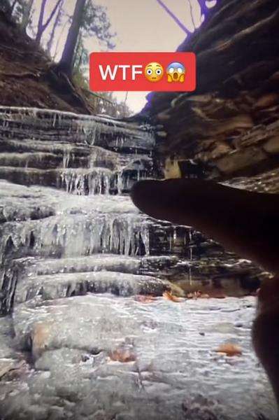 Misteri penampakan api dalam air terjun akhirnya terungkap.