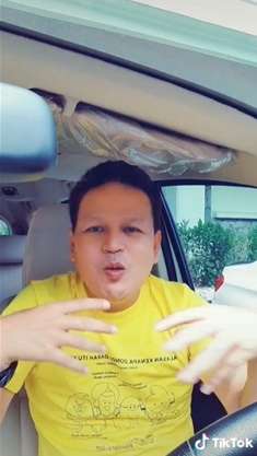 Rangka Pel Jatuh dan Ada Suara Obrolan