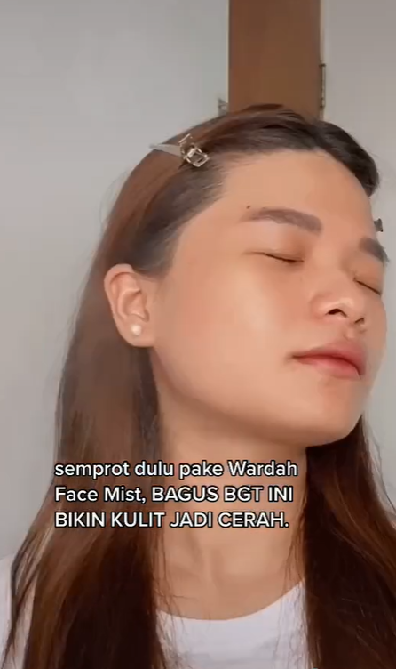 Menggunakan Face Mist