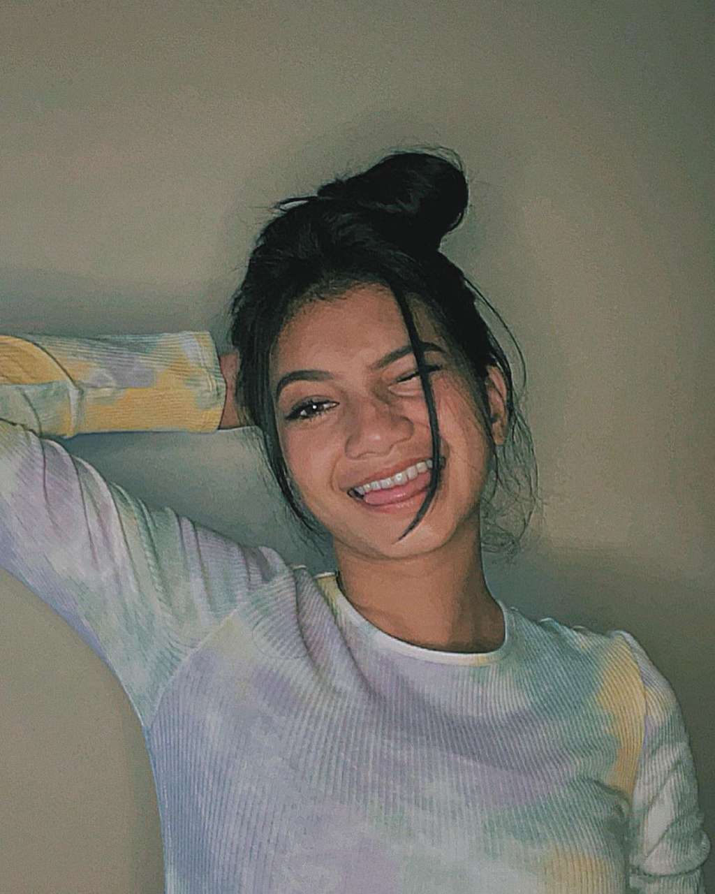 Ratu Sofya' DARI JENDELA SMP'