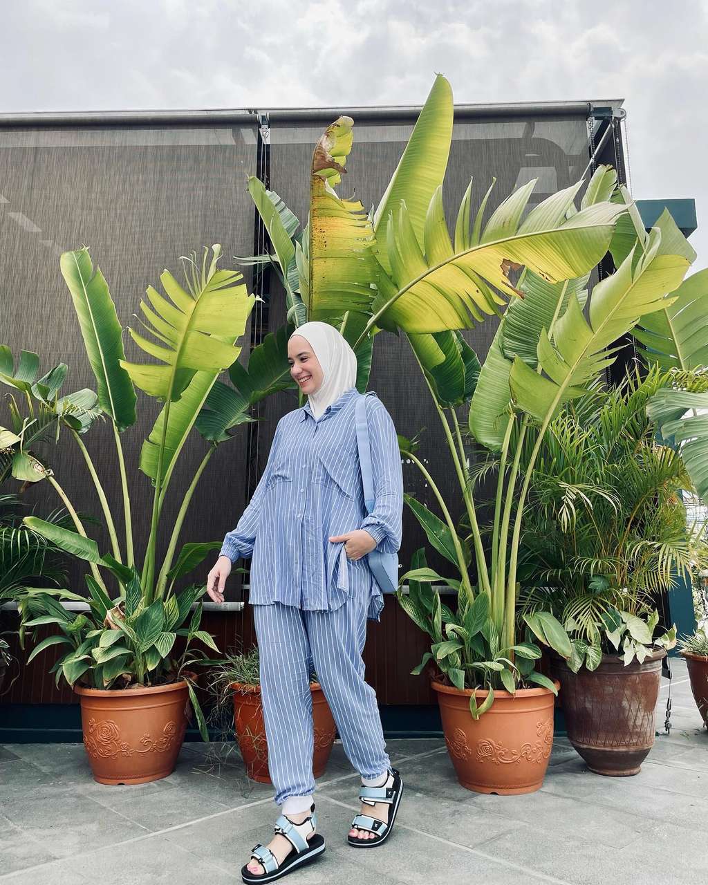 Fashion hijab Putri Anne Saloka