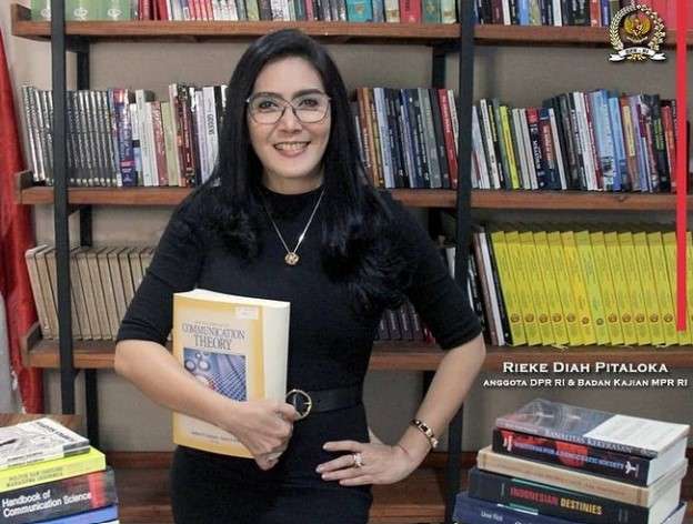 Rieke Diah Pitaloka