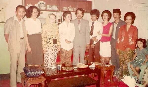 Potret keluarga Mulan Jameela