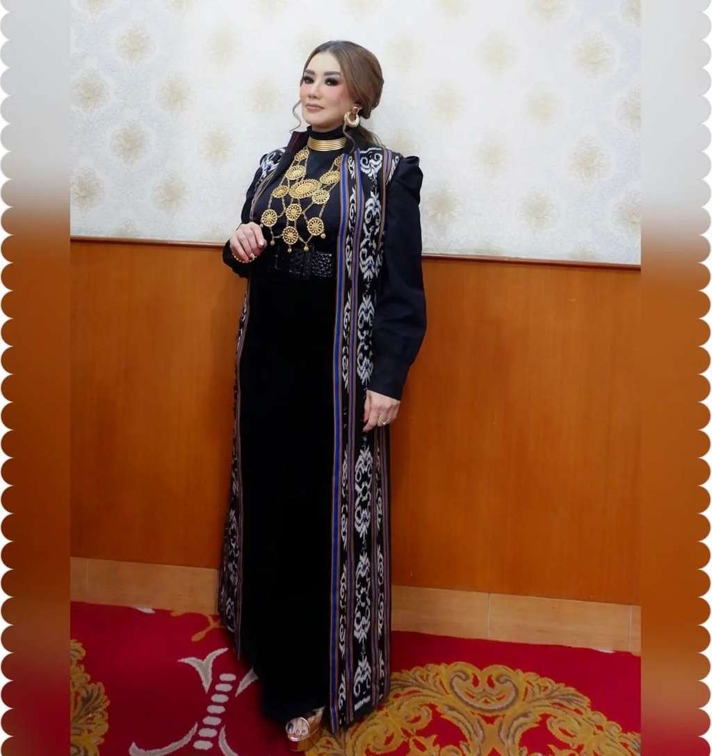 Reza Artamevia