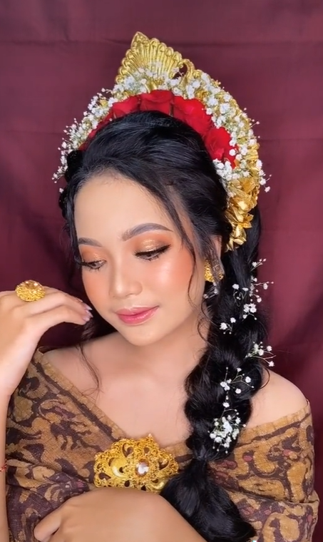 Hasil Riasan Pengantin Bali