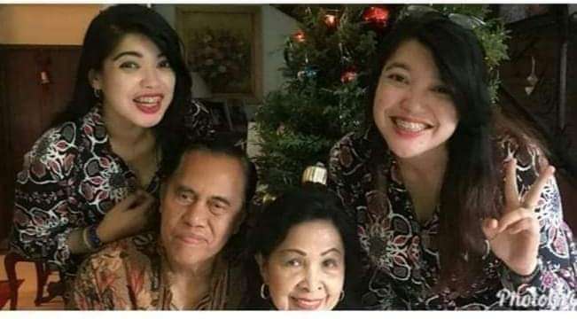 Dr Padmo, Yuliana dan Yuliani