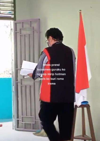 Viral guru SMA mirip pengacara Hotman Paris Hutapea.