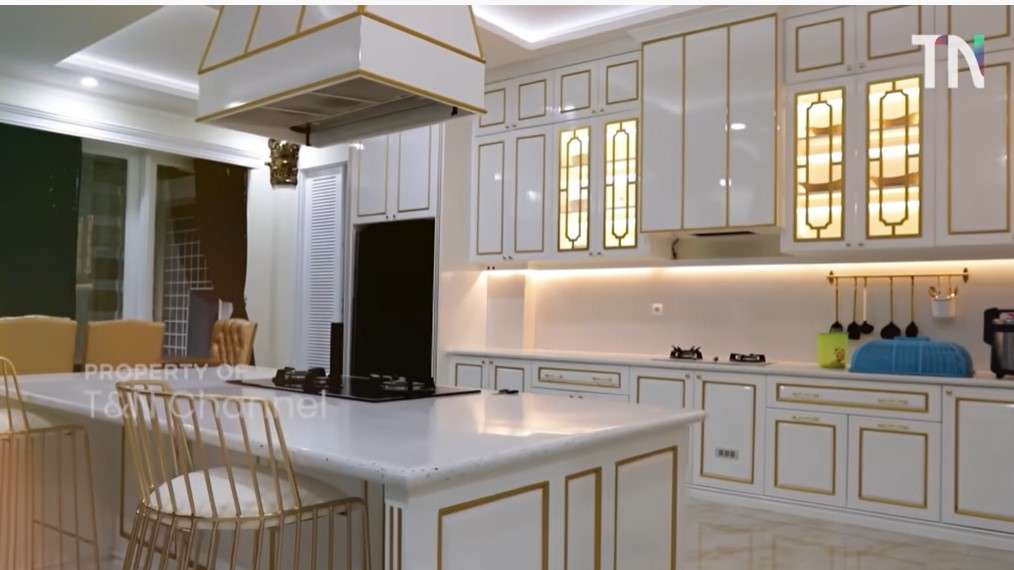 Dapur Sule dan Nathalie
