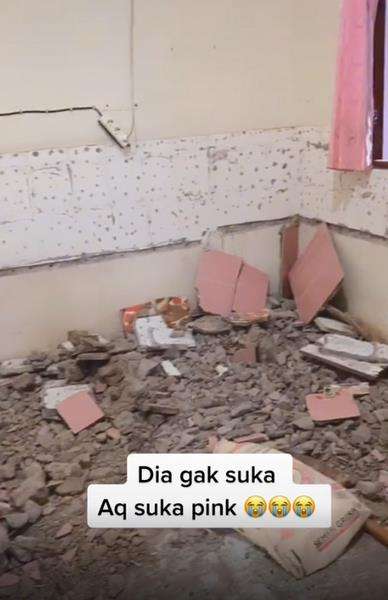 Viral suami hancurkan dapur sendiri karena tak suka istrinya menyukai warna pink.