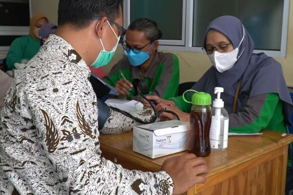 Donor Darah LKC Dompet Dhuafa
