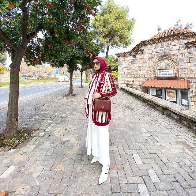Fashion hijab Ayu Dyah Andari