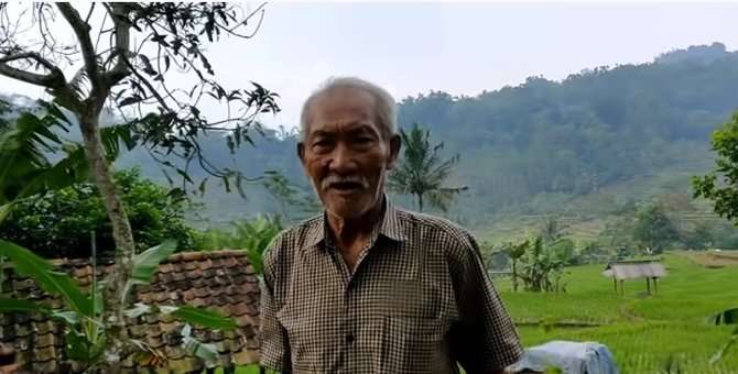 Warga Kampung di Majalengka