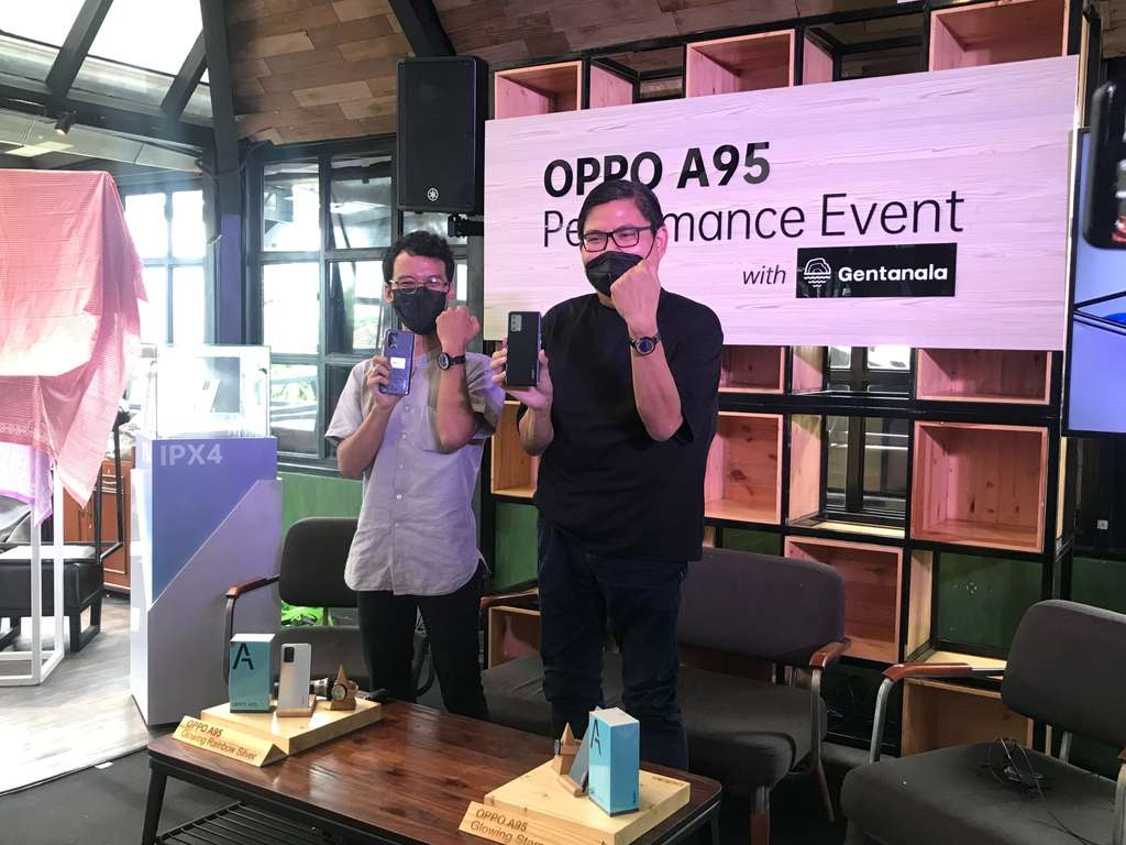 Ki-ka: Reza, Founder Gentanala & Aryo Meidianto A, PR Manager Oppo Indonesia