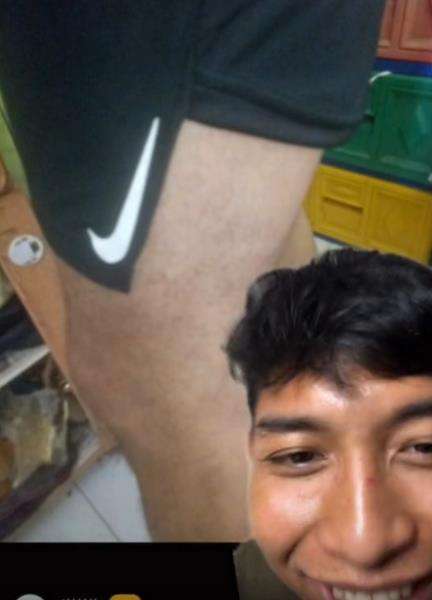 Batal beli celana jogging gara-gara review bikin ngakak.
