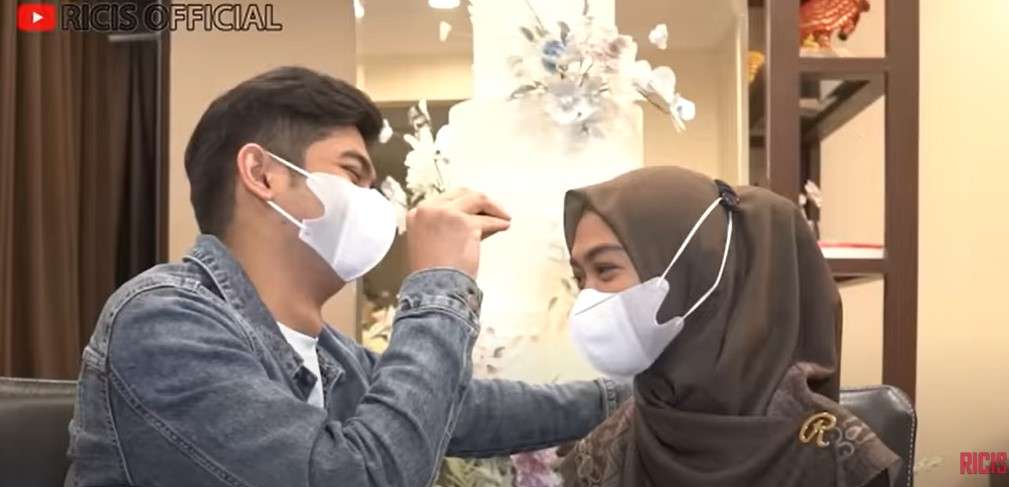 Ria Ricis dan Teuku Ryan