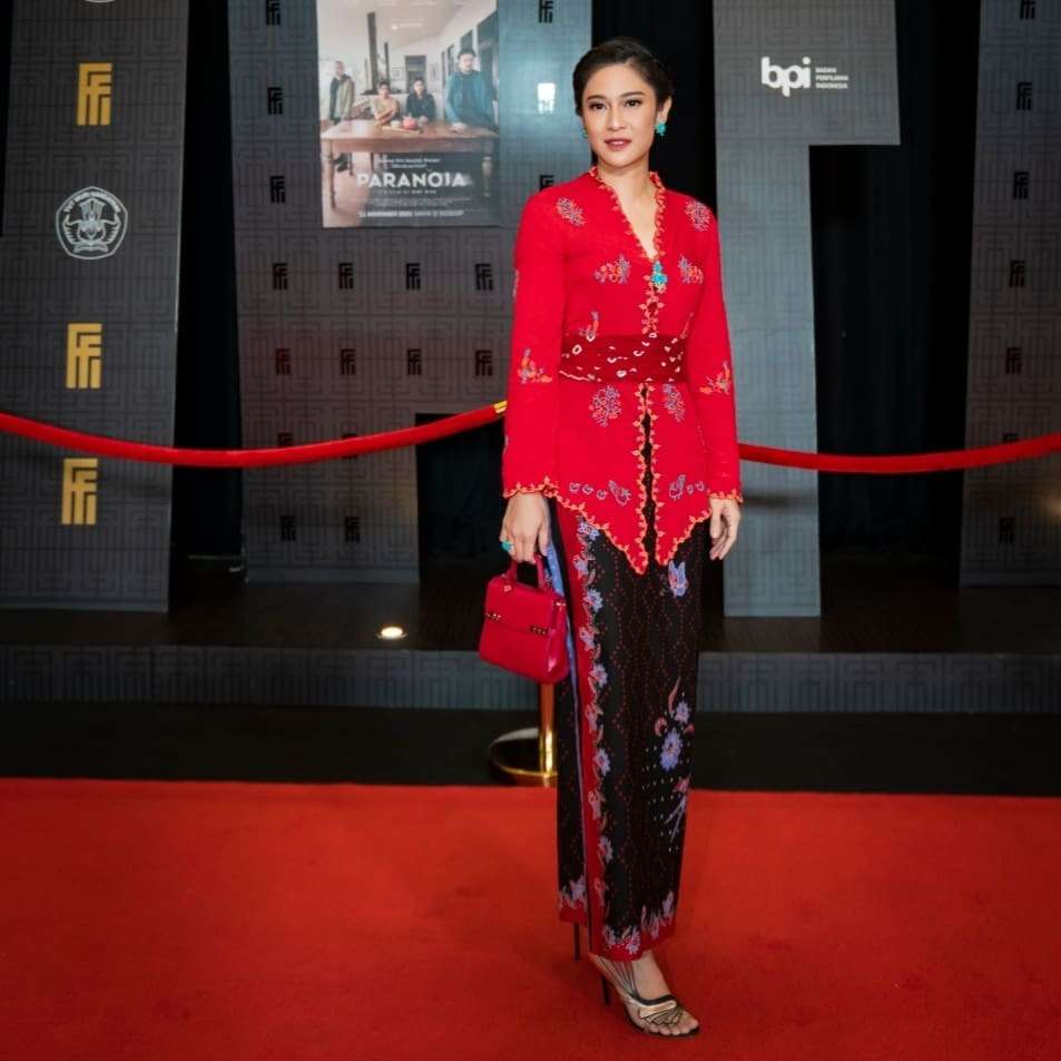 Instagram @therealdisastr