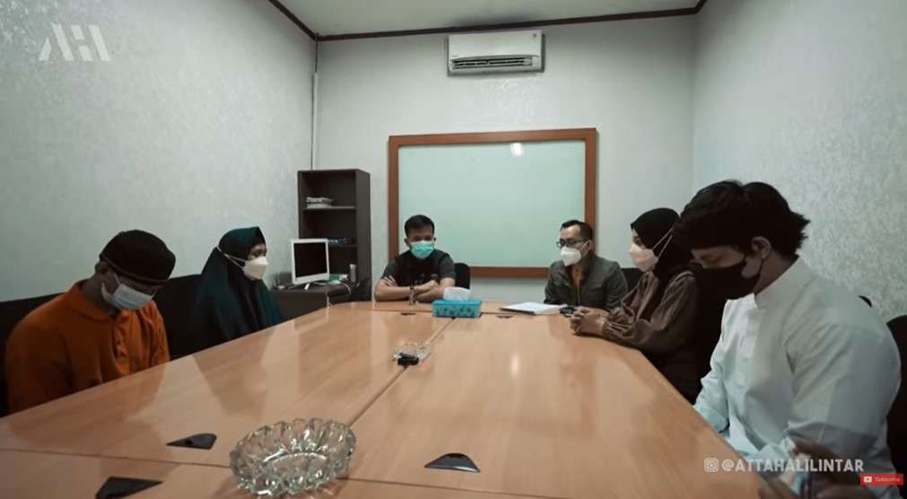 Savas meminta maaf ke Atta dan Aurel