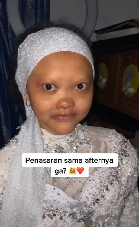 Pengantin dengan Alis Botak