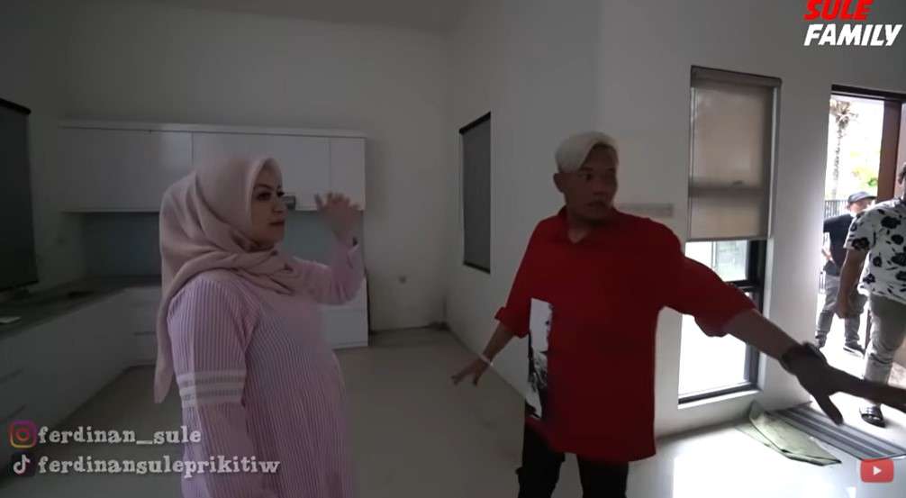 Dapur bersih di area rumah