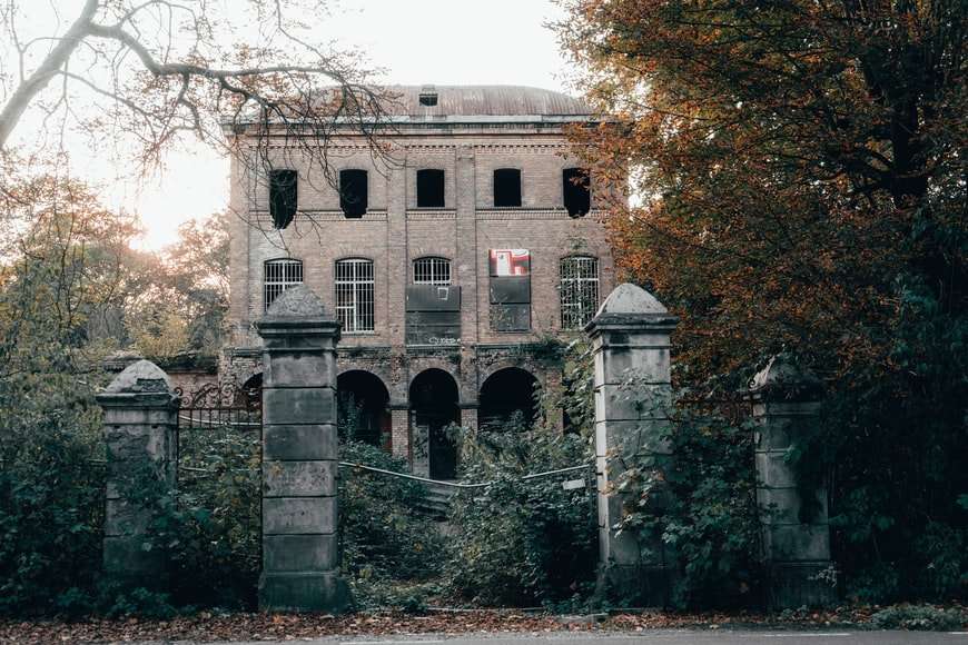 Rumah hantu