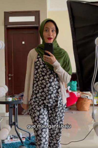 Raniah pakai baju 'haram', reaksi awal Sahil Mulachela bikin heboh.