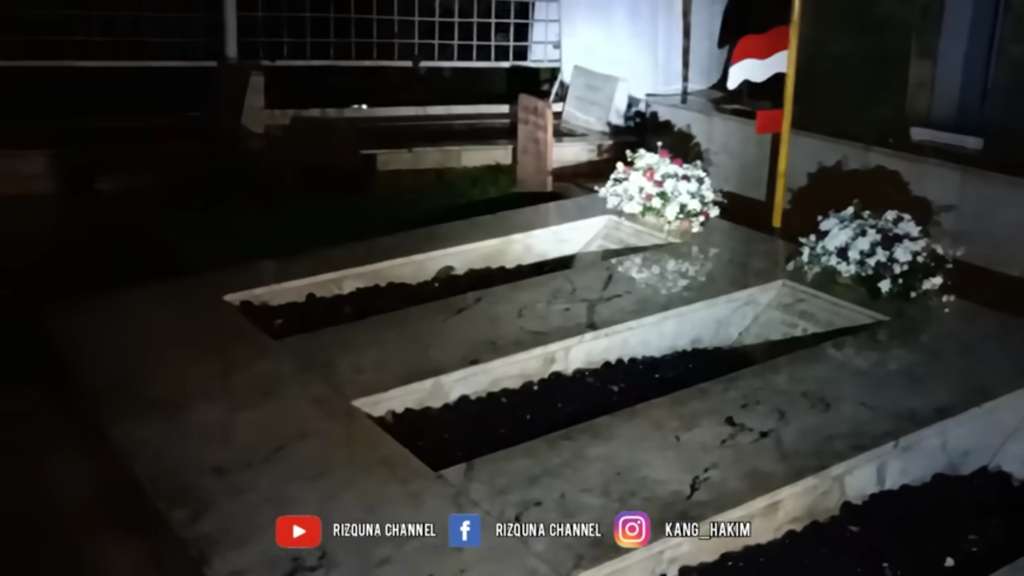 Makam Fatamawati Soekarno