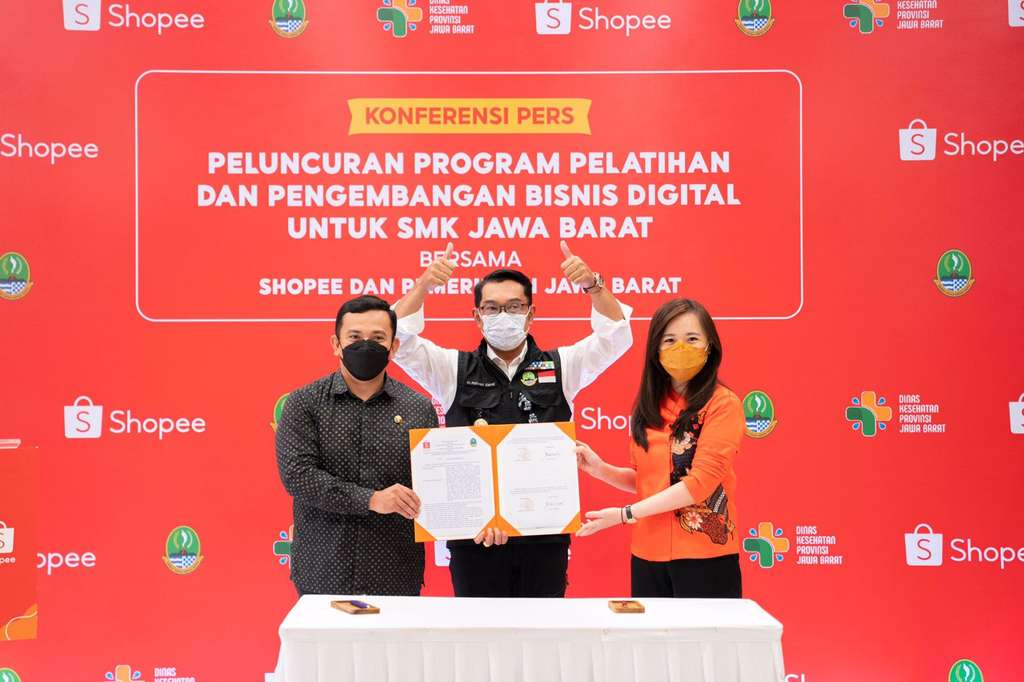 Shopee & Ridwan Kamil