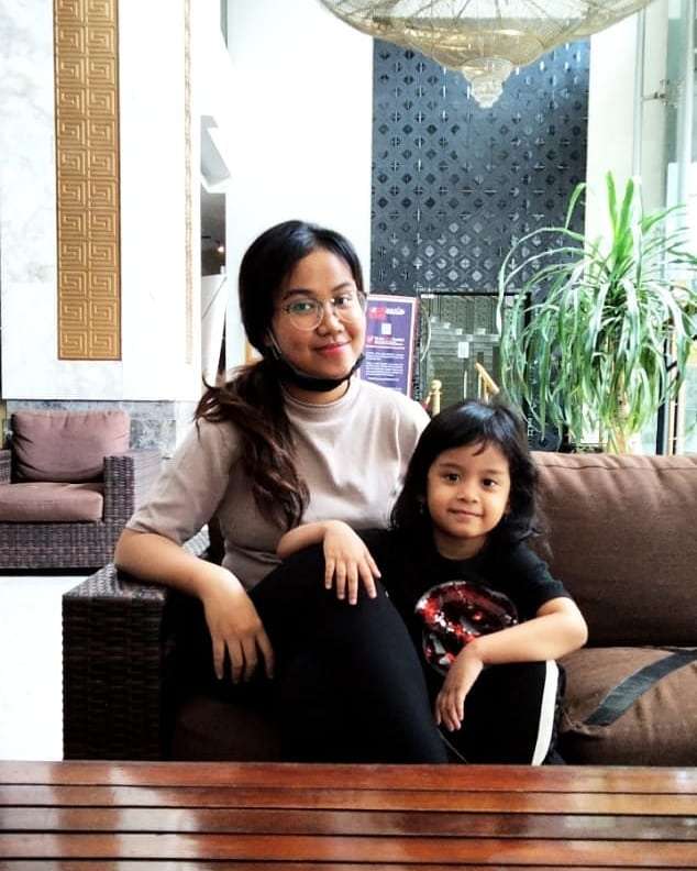 Mayang adik  Vanessa Angel