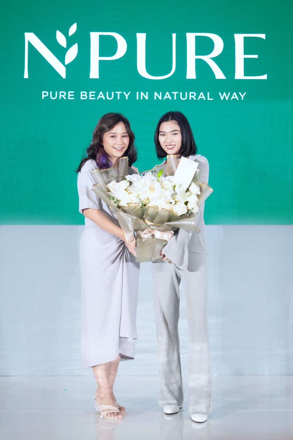 Devina CMO N'PURE & Isyana Sarasvati