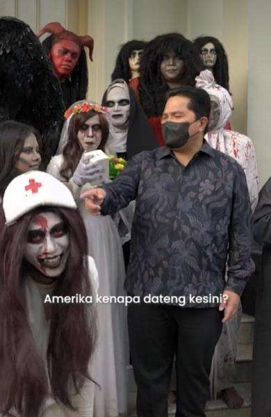 Erick Thohir tertarik dengan yang pakai kostum Kapten Amerika.
