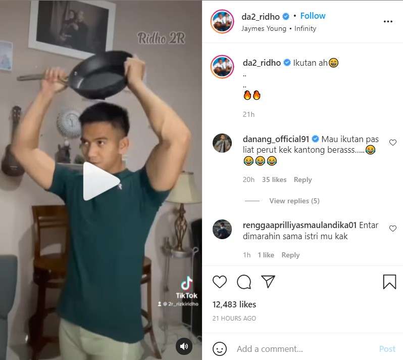 Unggahan Ridho ikutan tren ring light