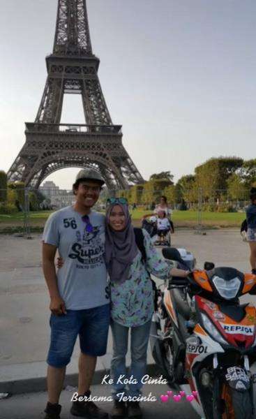 Viral pasutri boncengan pakai motor bebek hingga ke Paris, Prancis.
