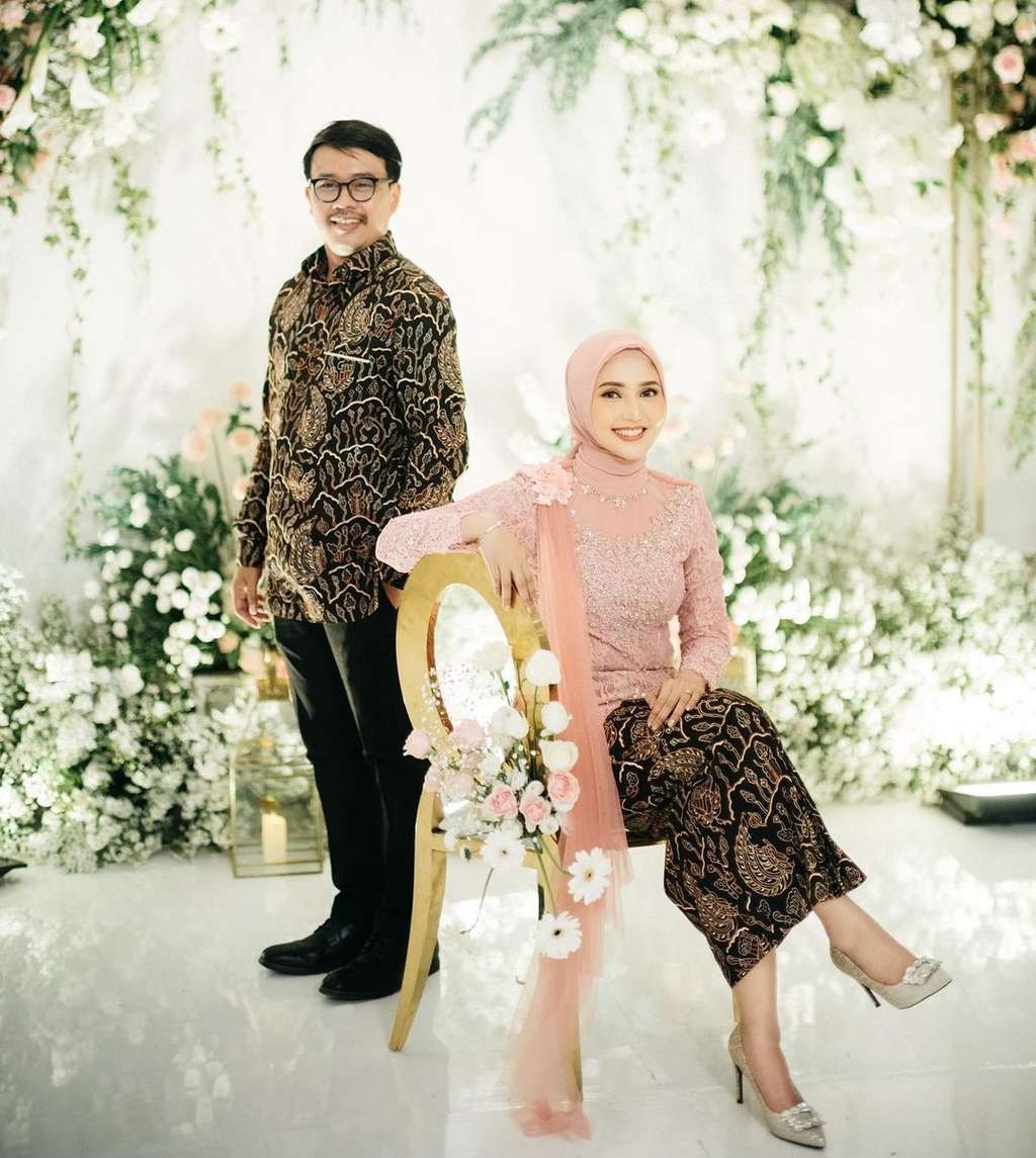 Rara dan Hifni lamaran