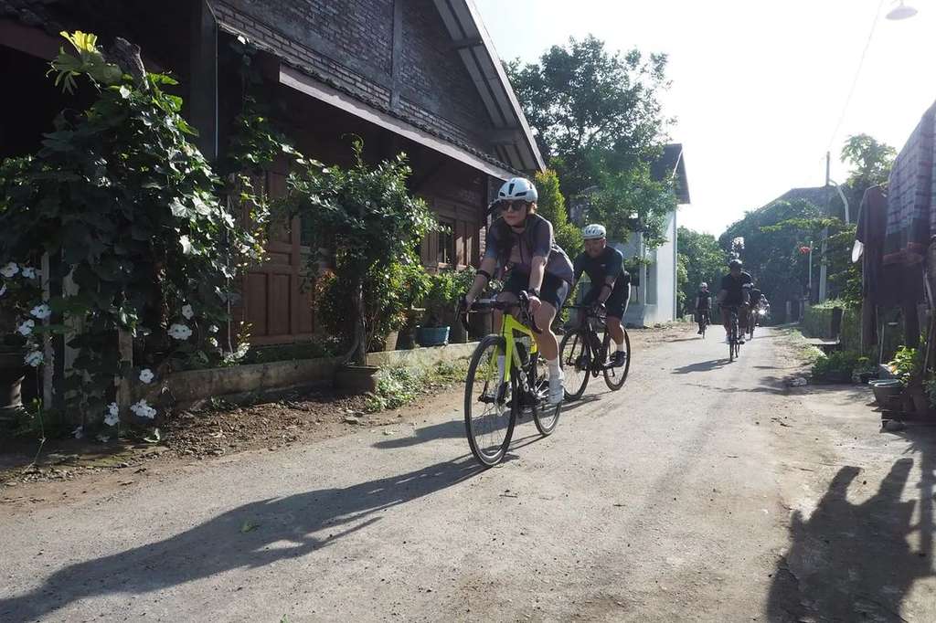 Wulan Guritno gowes