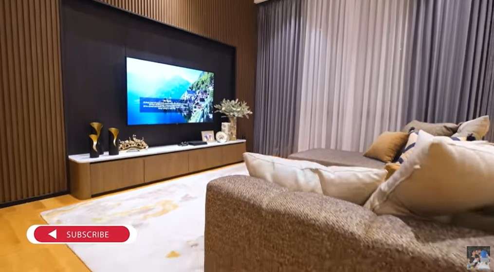 Living room Lantai Dua