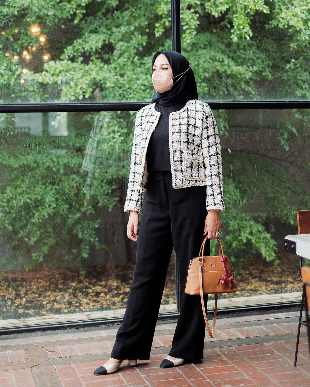 Instagram @ninazatulini22