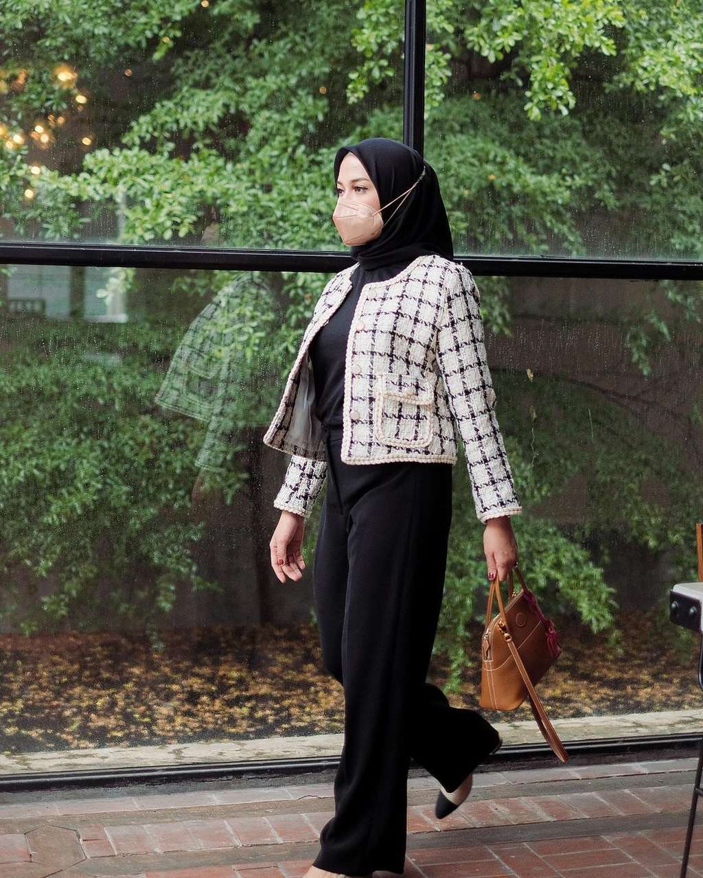 Instagram @ninazatulini22