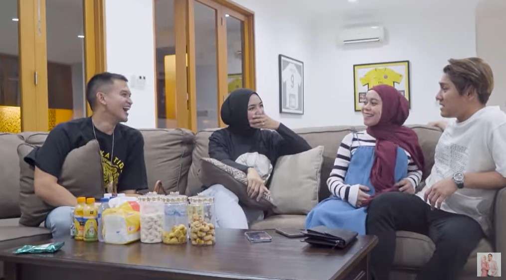 Lesti Kejora bersama Billar, Citra dan Rezky Lesti Kejora bersama Billar, Citra dan Rezky