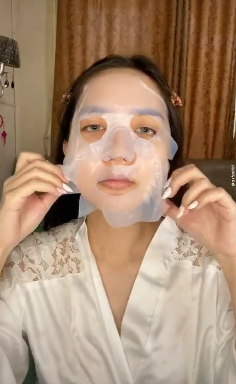 Memakai Masker