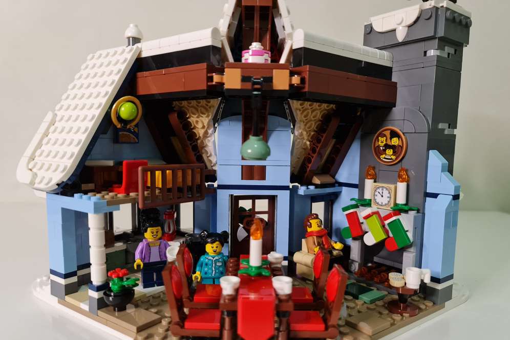 LEGO 10293 Winter Village Cottage