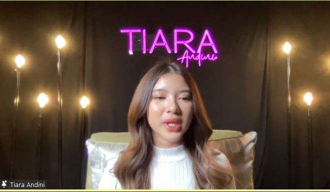 tiara