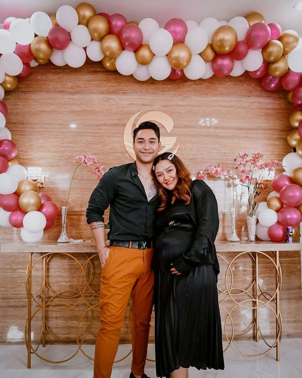 Krisjiana dan Siti Badriah