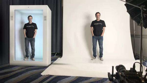Begini cara membuat hologram dengan teknologi Portl.