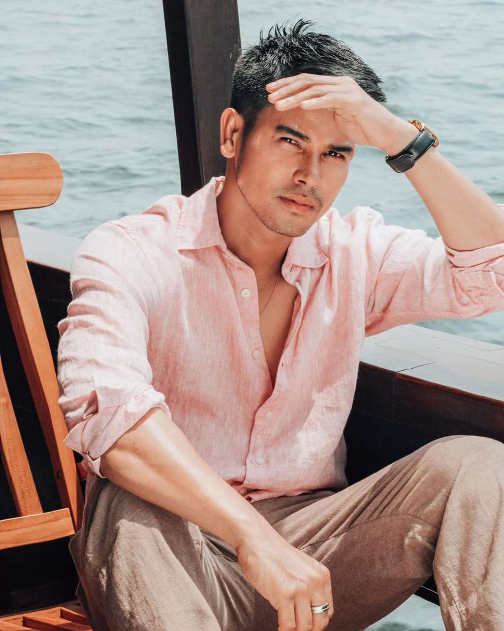Leo Consul