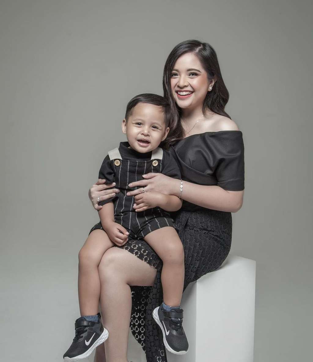 Tasya Kamila dan putranya
