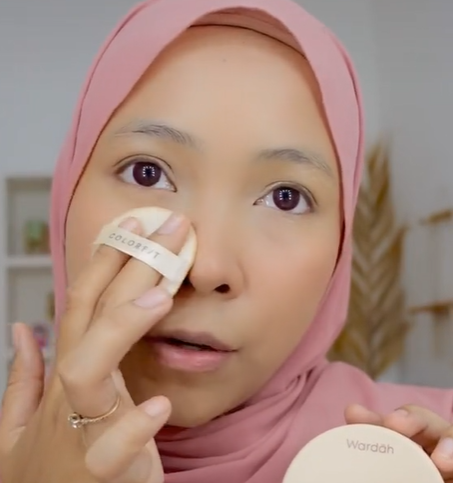 Memakai Loose Powder