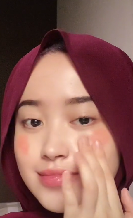 Memakai Cream Blush