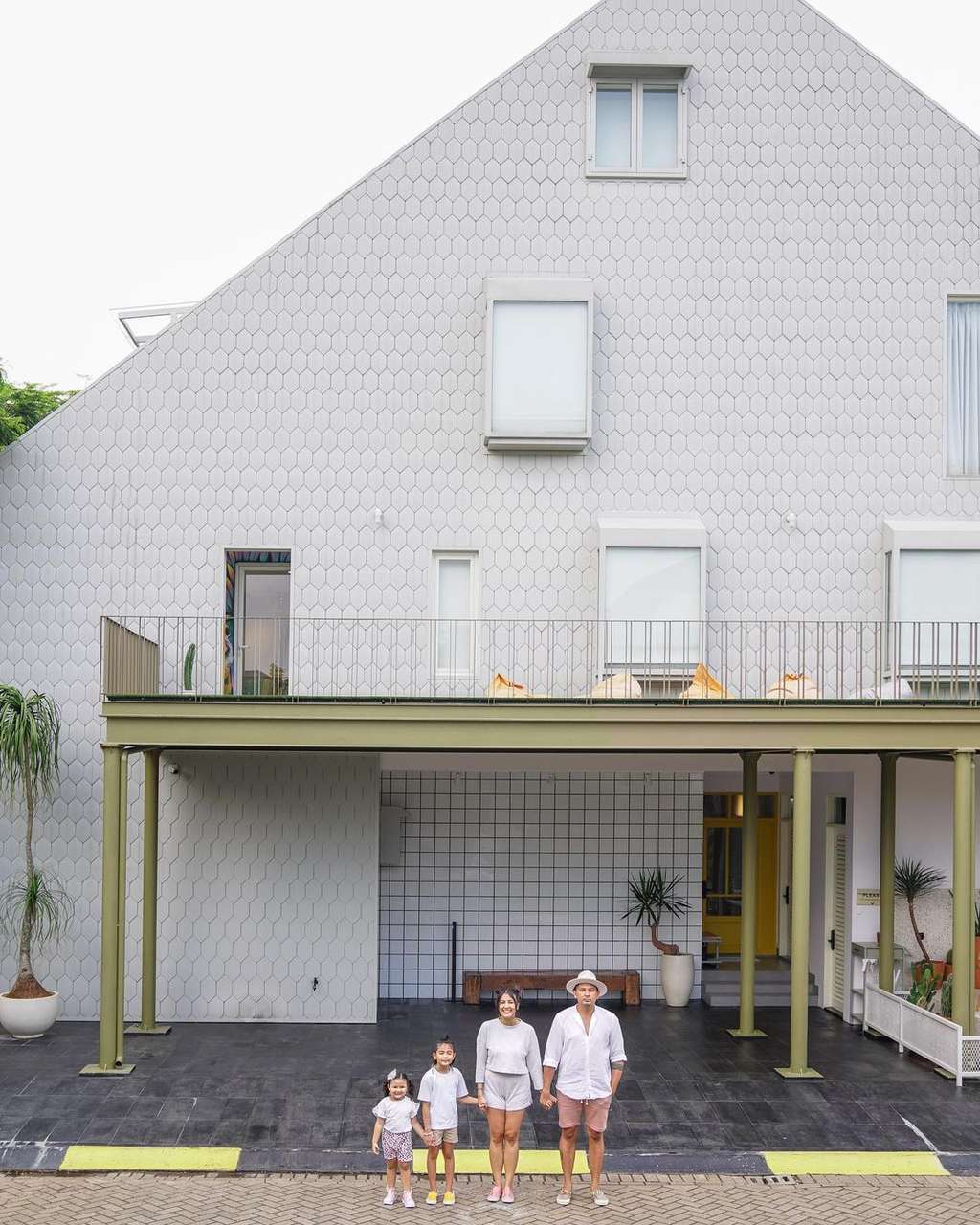 Penampakan luar rumah